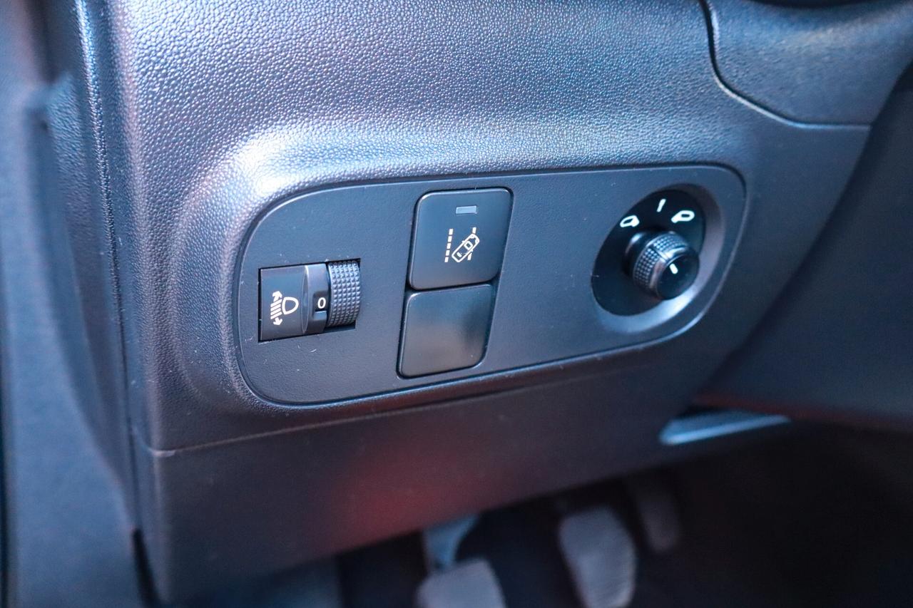 Citroen C3 PureTech 83 S&S 03/2024 neopatentati