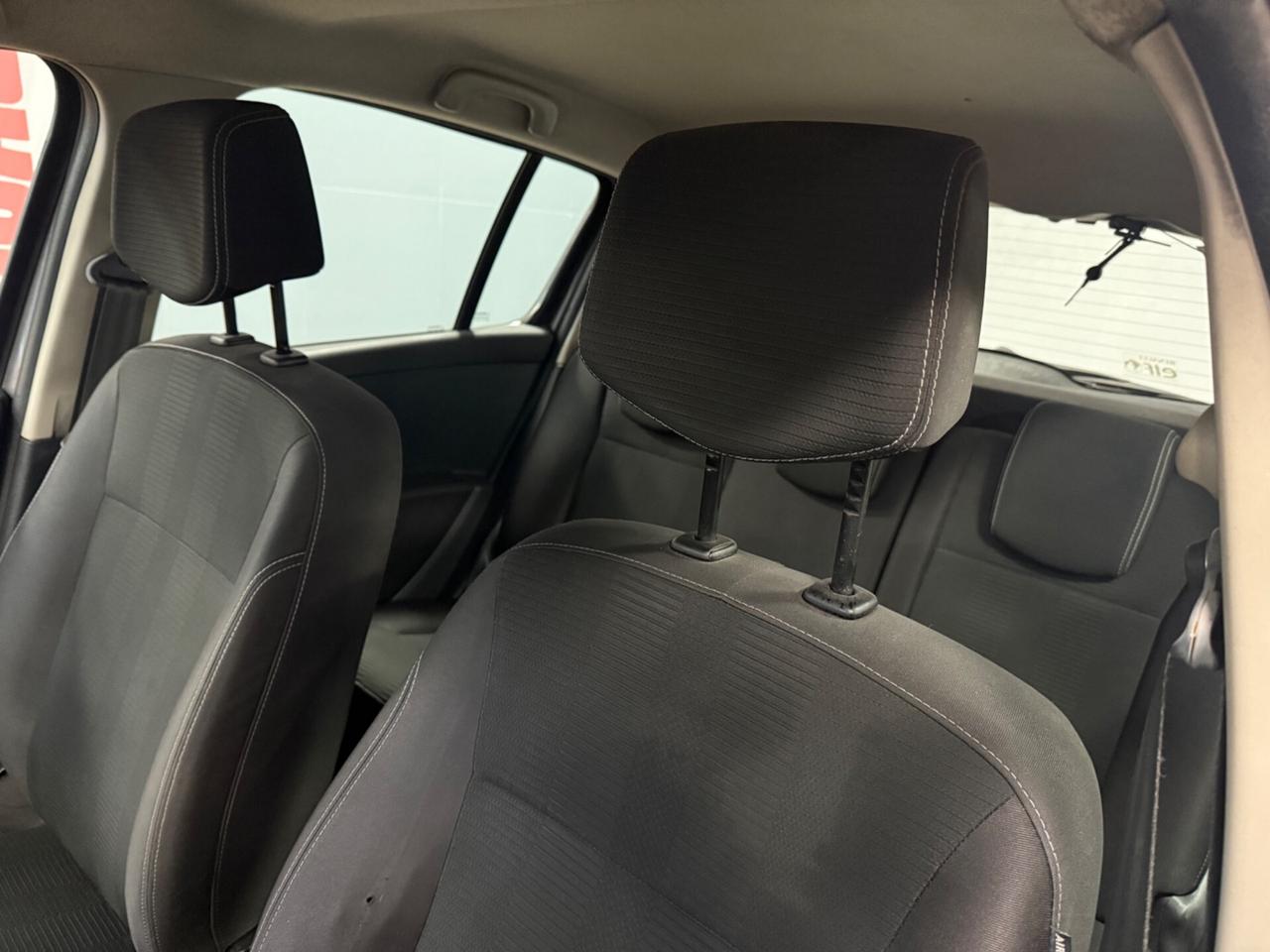 Renault Clio 1.2 16V 5P. Dynamique 75CV Ok Neopatentati