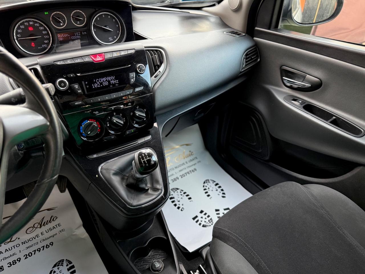 Lancia Ypsilon 1.2 69 CV 5 porte S&S Platinum