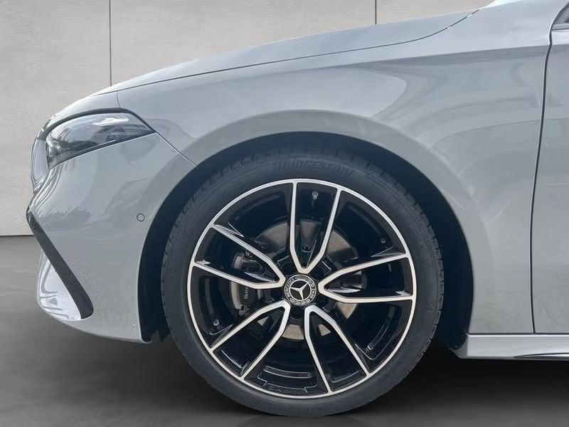 Mercedes-Benz Classe A A 180 d AMG Line Advanced Plus Night Pack 19" Camera 360°