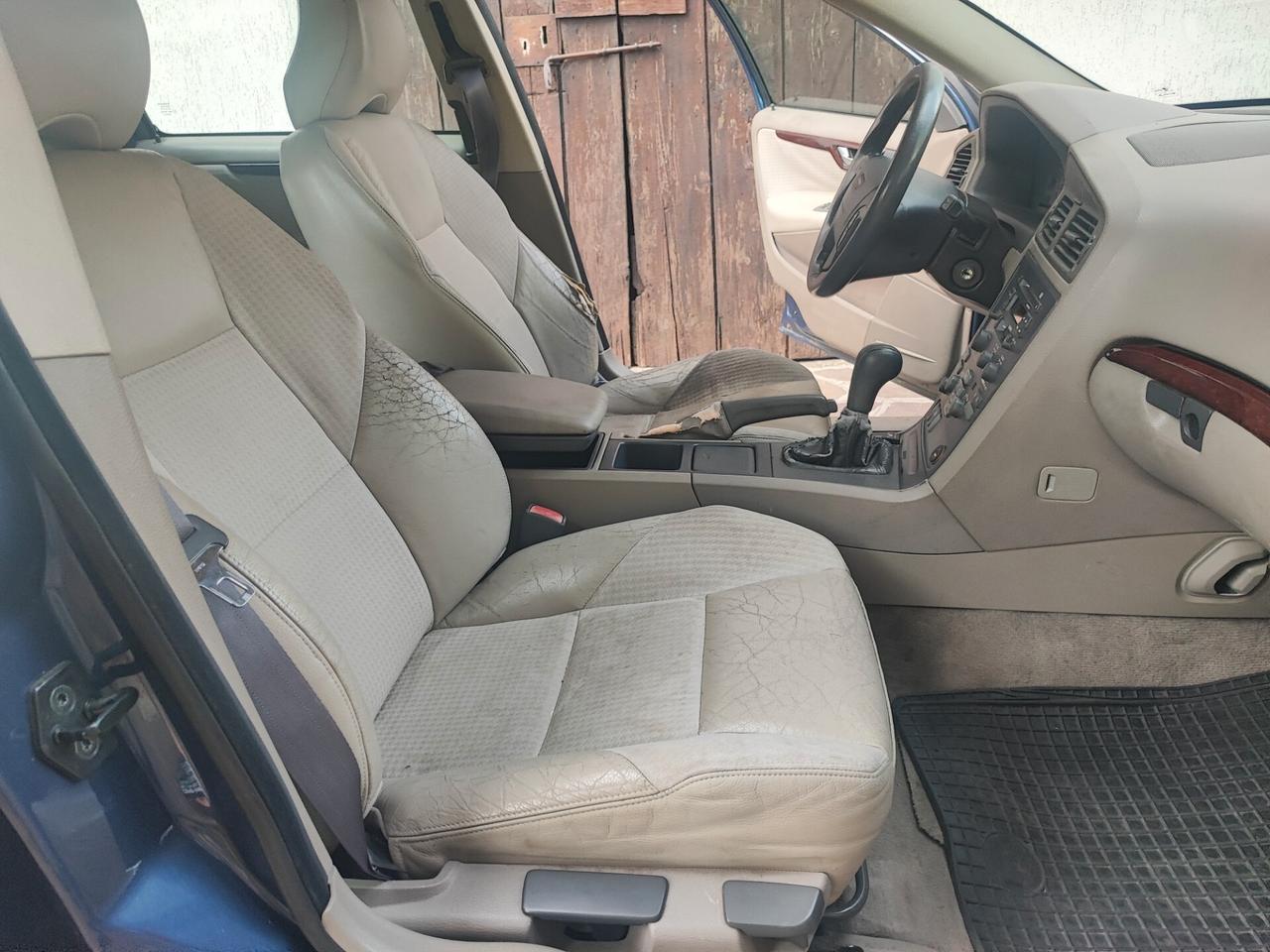 Volvo V70/XC70 2.4 b/GPL 170 CV storico lavori