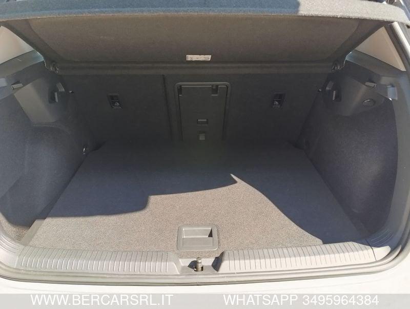 Volkswagen Golf Golf 1.0 eTSI EVO DSG Life