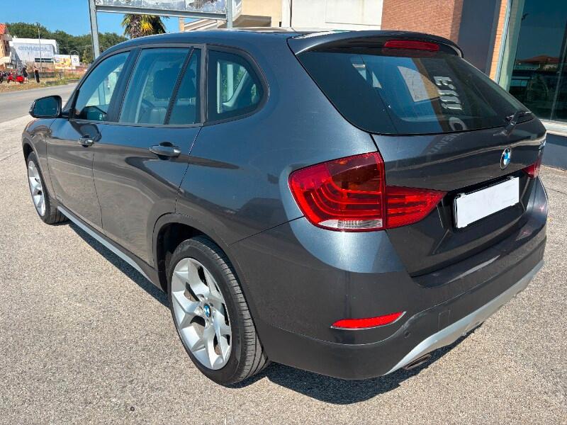 BMW X1 (E84) X1 sDrive16d X Line