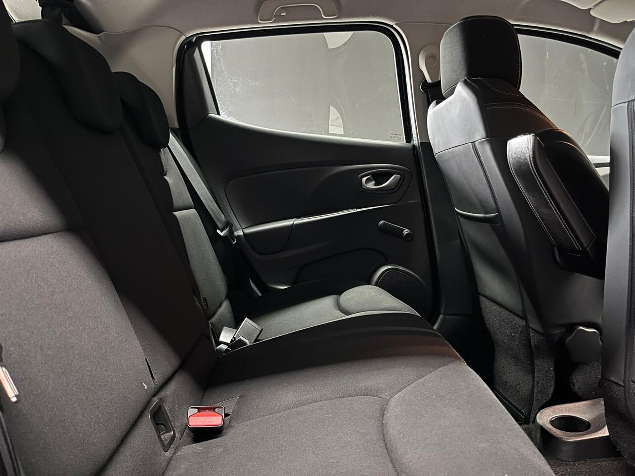 Renault Clio TCe 12V 75 CV 5 porte Generation OK NEOPATENTATI