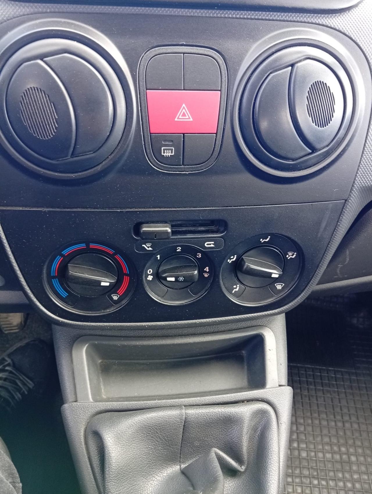 Fiat Fiorino 1.3 MJT 75CV Combi Semivetrato (N1)