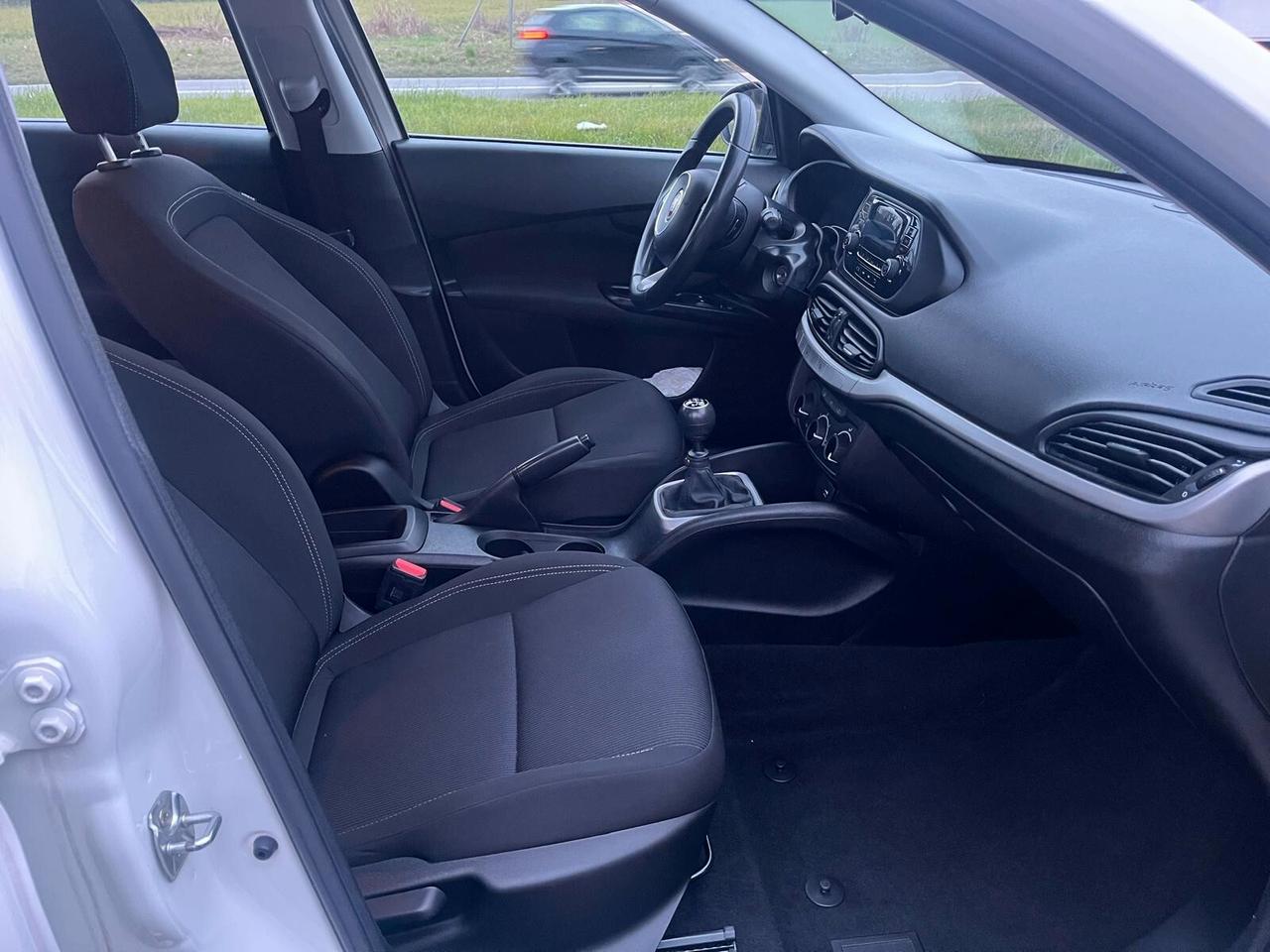 Fiat Tipo 1.4 SW Lounge