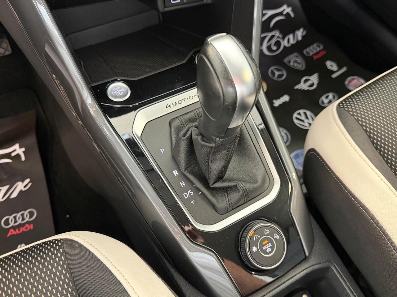 VOLKSWAGEN T-ROC 2.0 DSG 4MOTION 150CV PELLE NAVI CAM ANNO 2022