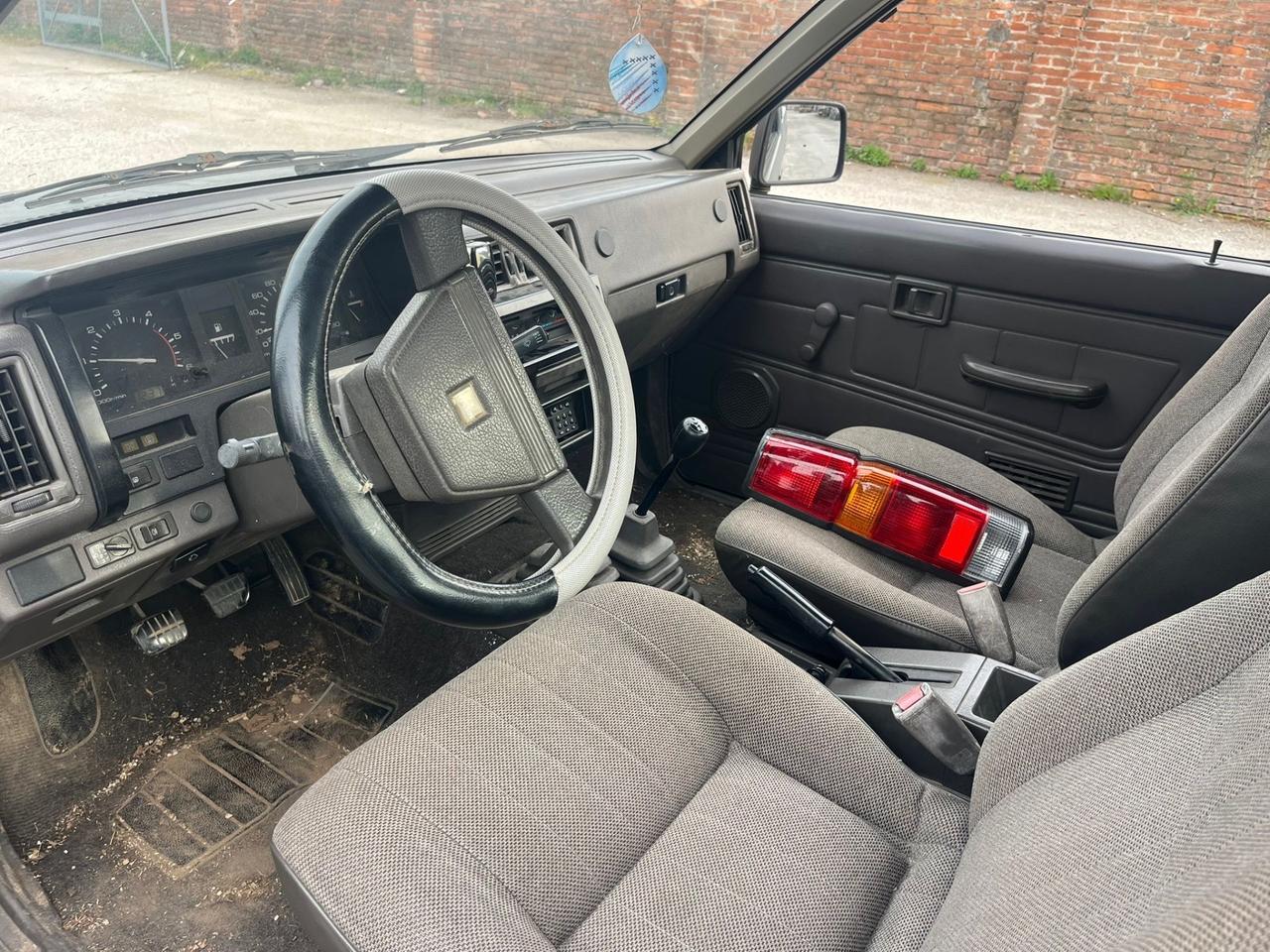 Nissan Pick Up 2.5 diesel 2 porte King Cab