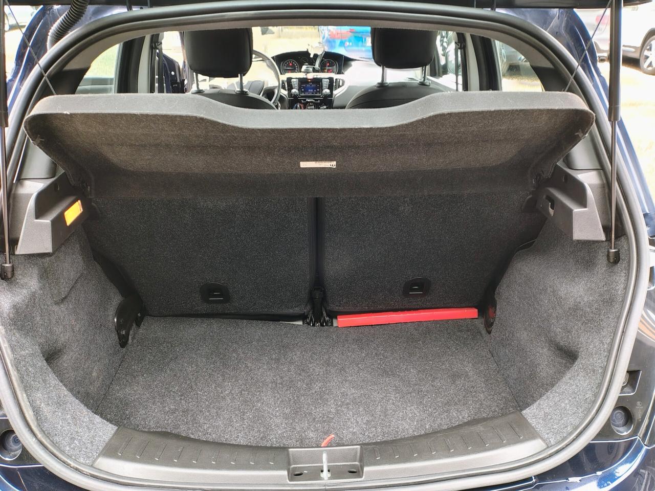 Lancia Ypsilon 1.0 FireFly 5 porte S&S Hybrid Ecochic Gold