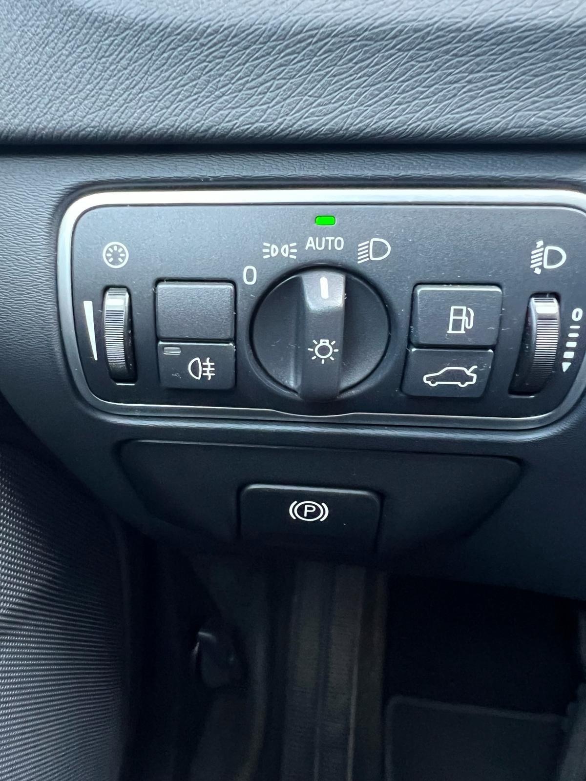 VOLVO V 60 SW 2.0 DIESEL ANNO 2018