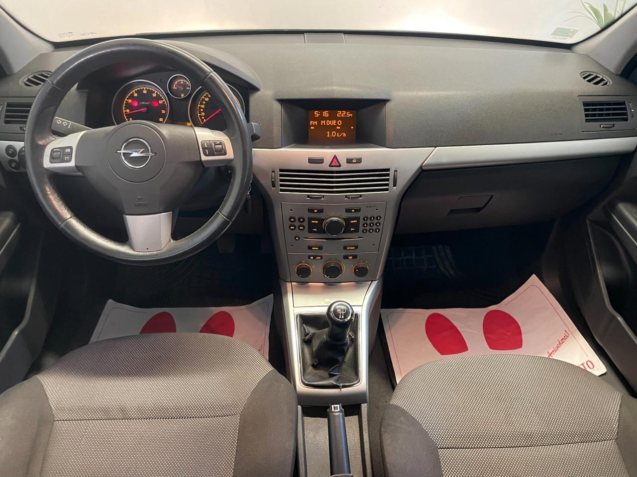 Opel Astra 5p 1.4 GPL FULL TAGLIANDATA NEOPATENTATI