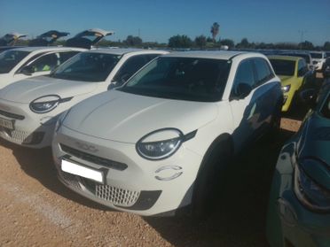 Fiat 600 Hybrid 110 CV DCT MHEV Business