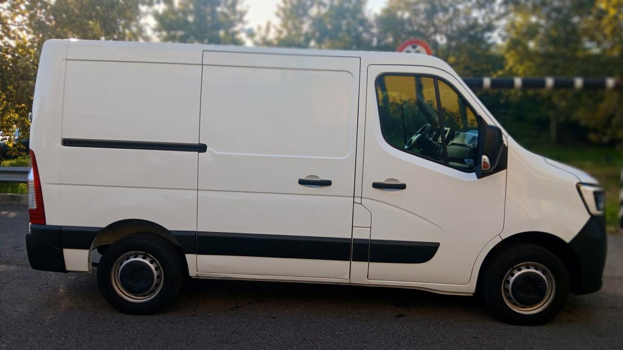 Renault Master T33 2.3 dCi IVA COMPRESA