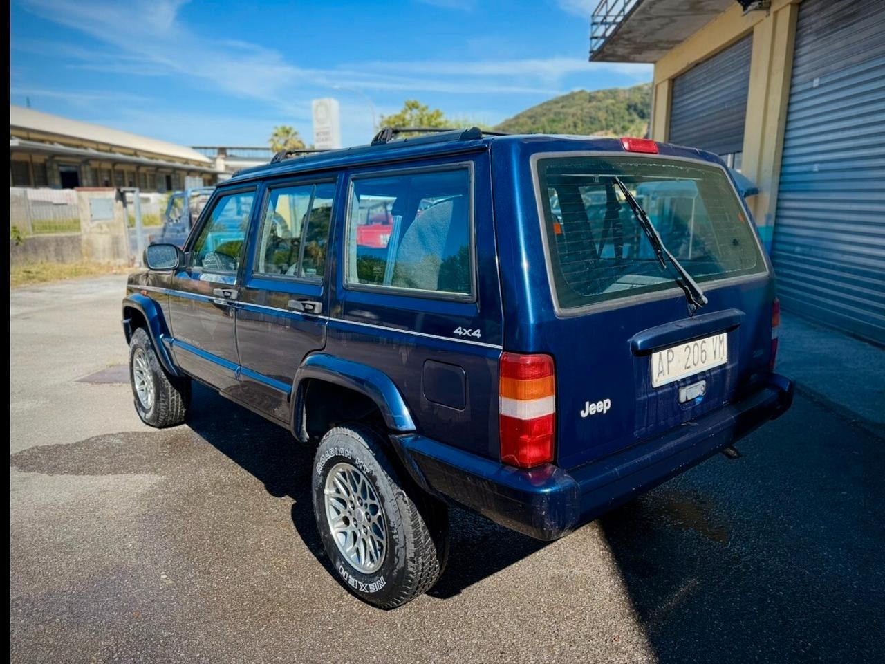 Jeep Cherokee 2.5 TD 5 porte Command-Trac Sport 1997