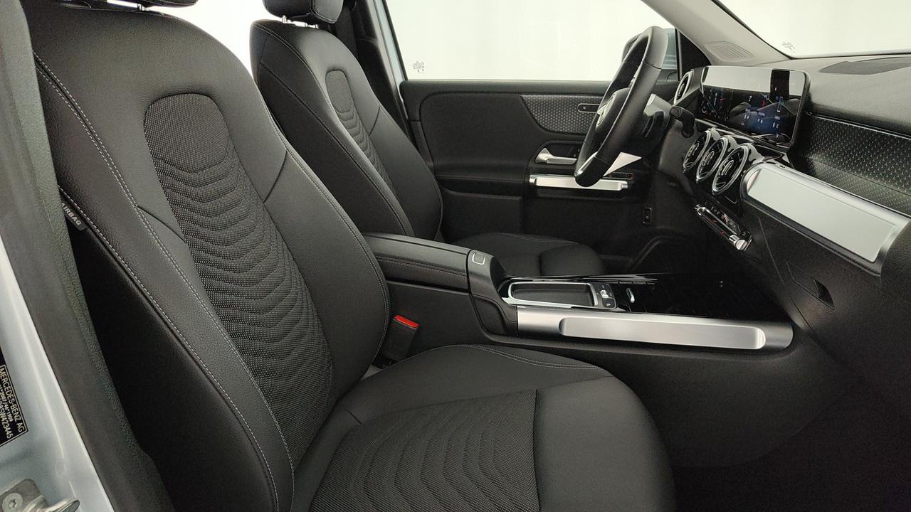 Mercedes-Benz GLB 180 d Progressive Advanced auto