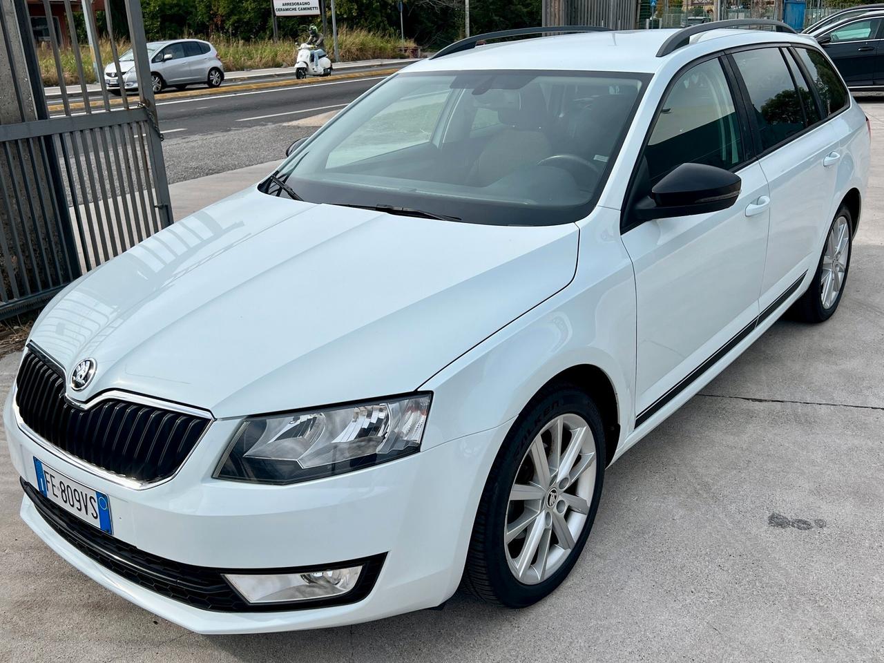 Skoda Octavia Wagon 1.6 TDI 110 CV DSG