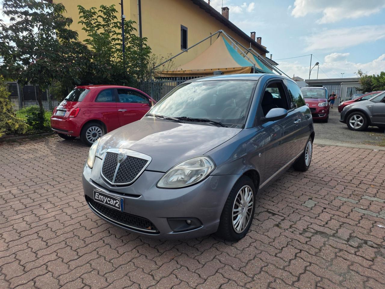Lancia Ypsilon 1.3 MJT 75 CV Argento