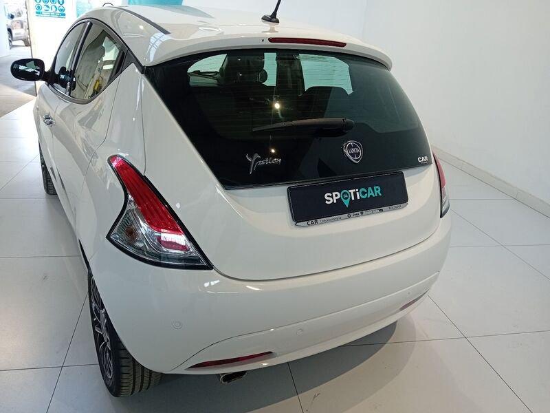 Lancia Ypsilon Ypsilon 1.2 69 CV 5 porte GPL Ecochic Gold