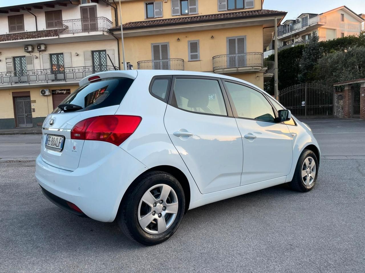 Kia Venga 1.4 CVVT Cool