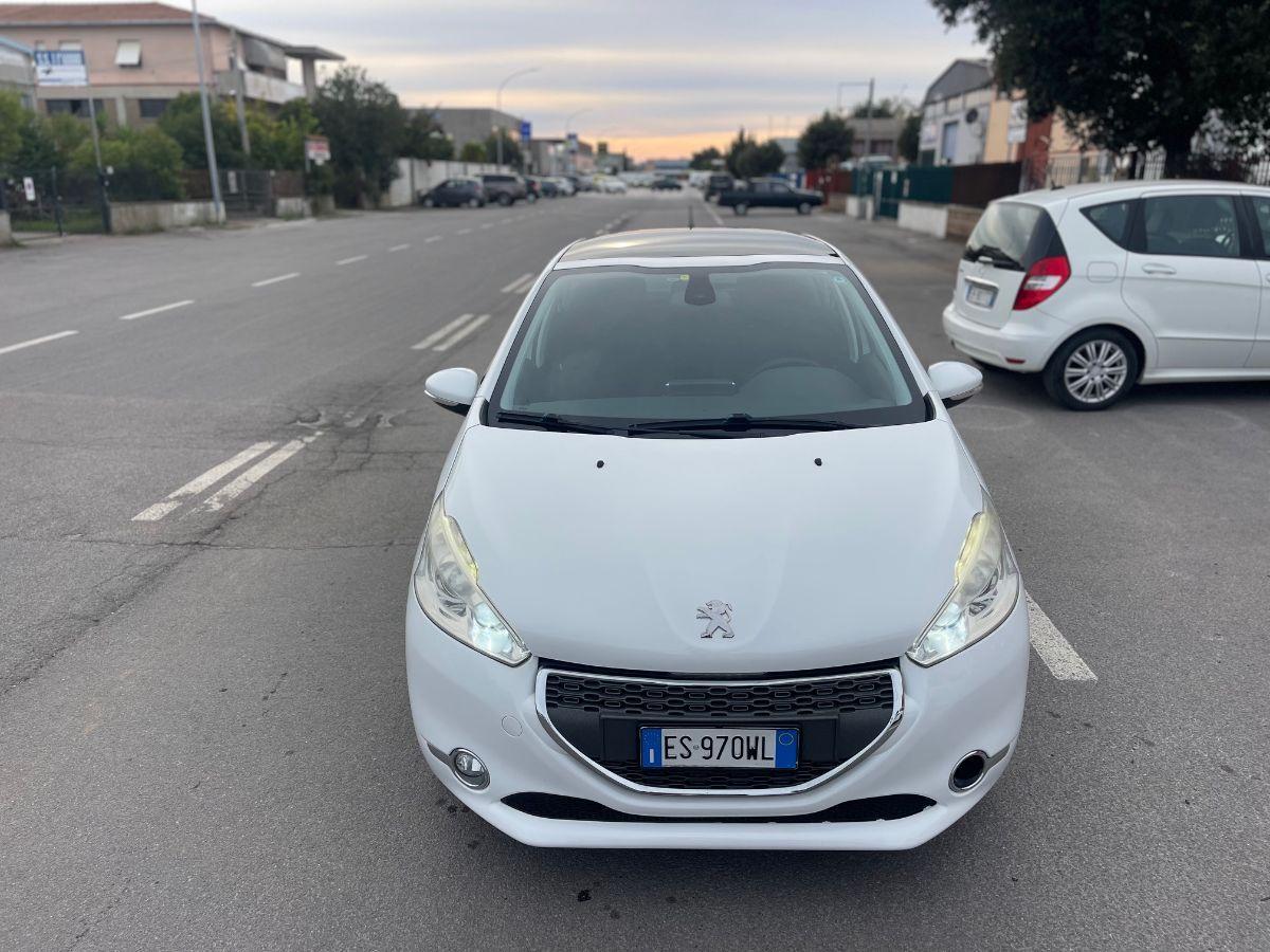PEUGEOT - 208 - 1.6 e-HDi 92 CV S&S 5p. Allure