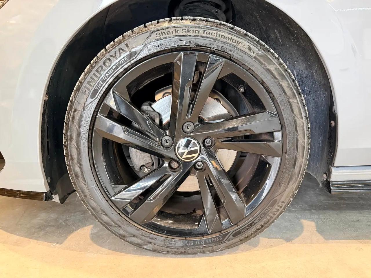 Volkswagen Golf 2.0 TDI 150 CV SCR R-Line