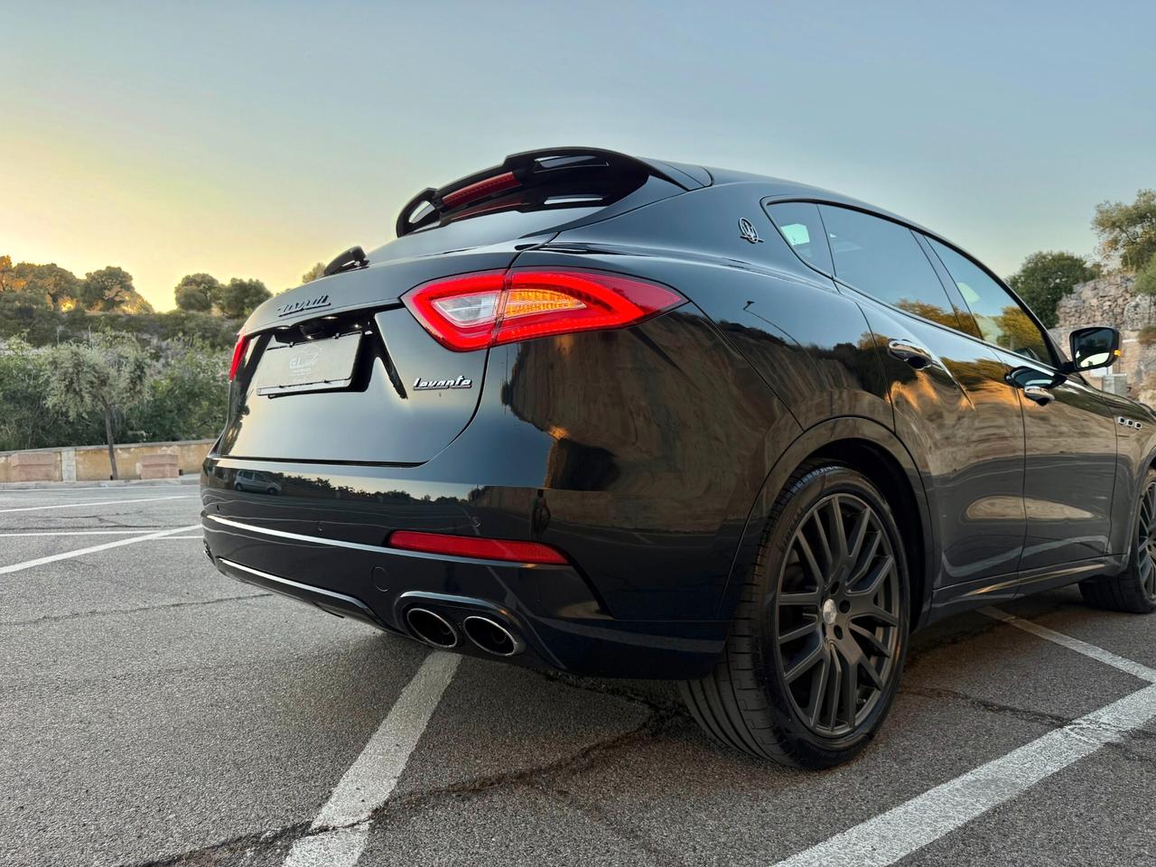 Maserati Levante Gransport/3.0 V6 250 CV/21"/TETTO