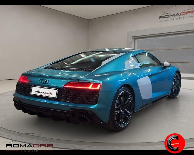 AUDI R8 Coupé V10 RWD S tronic performance