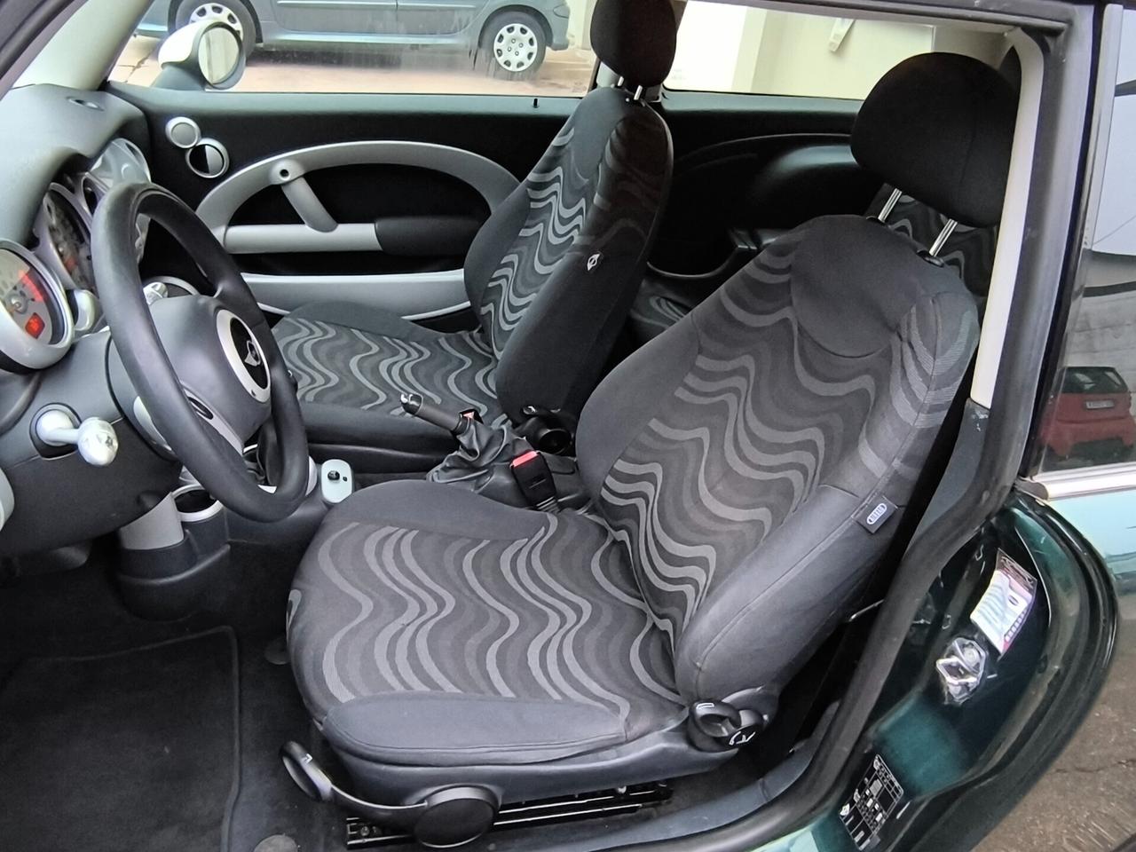 Mini 1.6 16V One de luxe