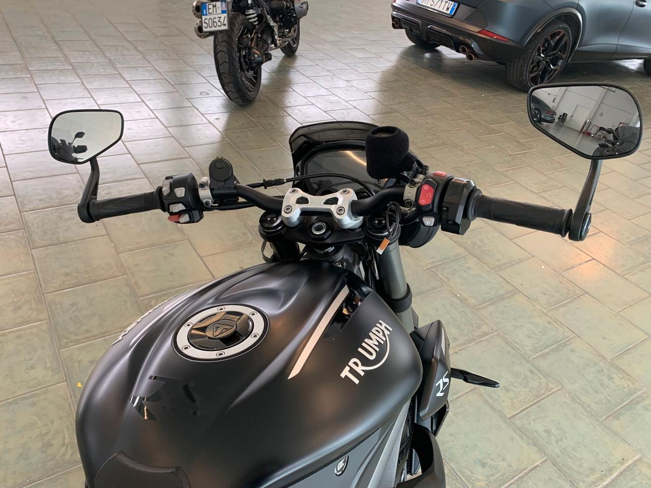 Triumph Street Triple R STREET TRIPLE RS 800 122 CV SUPER ACCESSORIATA