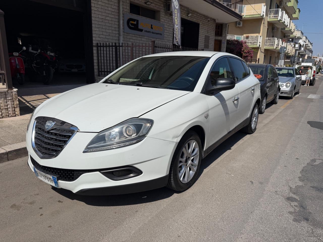 Lancia Delta 1.6 MJT DPF Gold