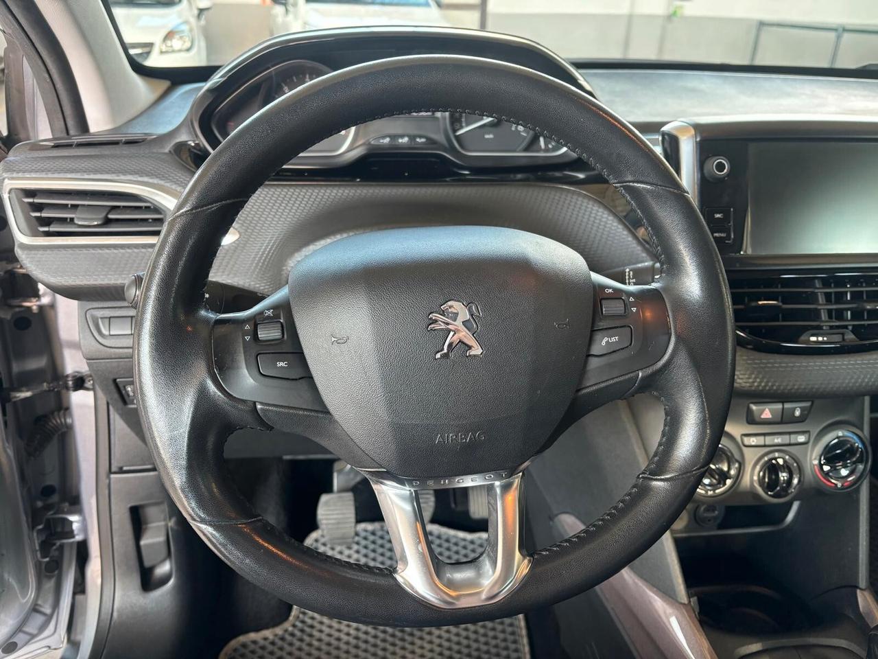 Peugeot 2008 BlueHDi 100 Allure