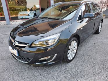 Opel Astra 1.4 Turbo 140CV Sports Tourer GPL Tech Cosmo