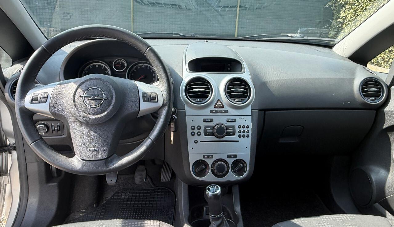 OPEL CORSA 1.2 GPL - BOMBOLA SCADE NEL 2032 - UNICO PROPRIETARIO
