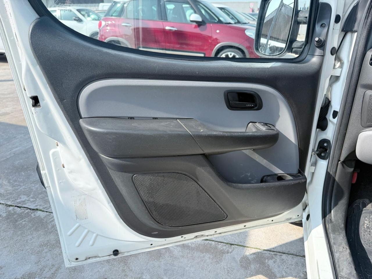 Fiat Doblo Doblò 1.6 16V Natural Power Active