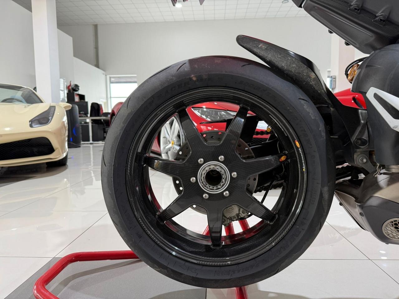 Ducati Panigale V4 S