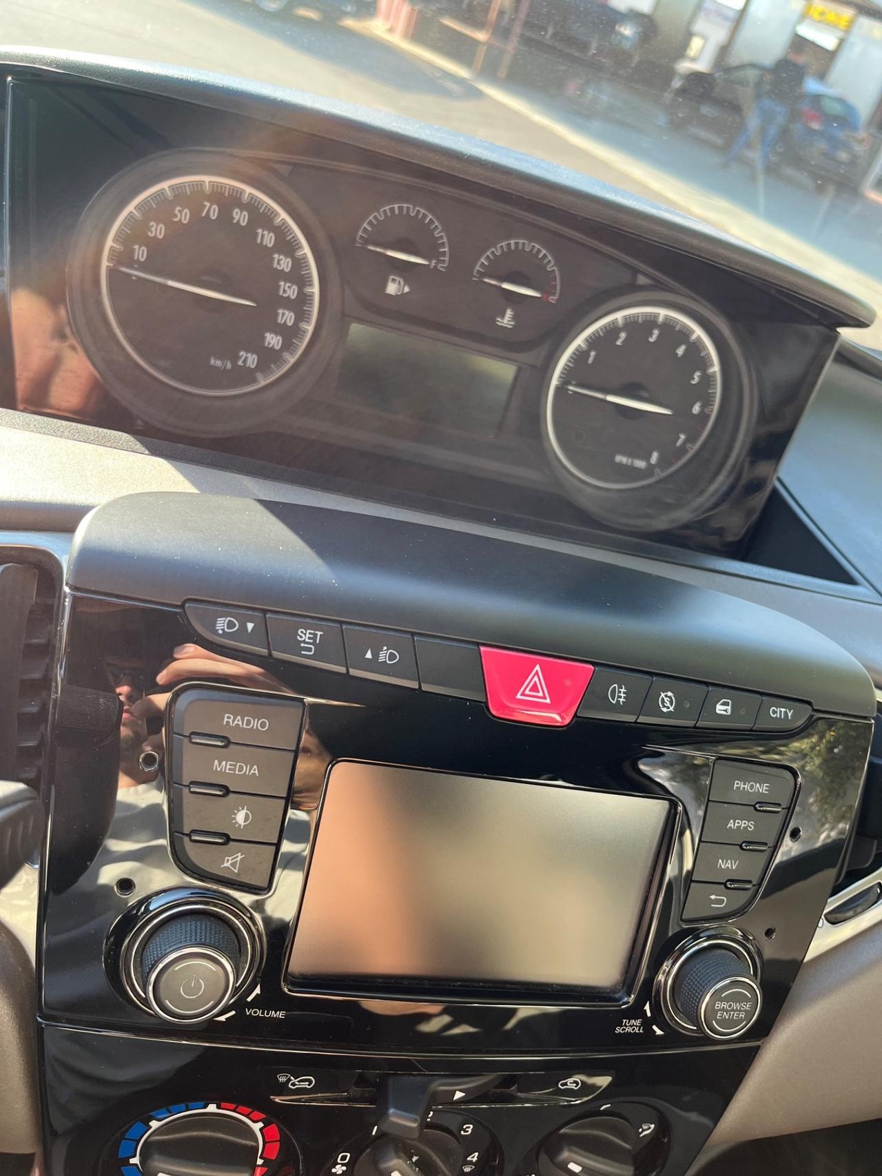 Lancia Ypsilon 0.9 TwinAir 85 CV DFN Platinum - GPL
