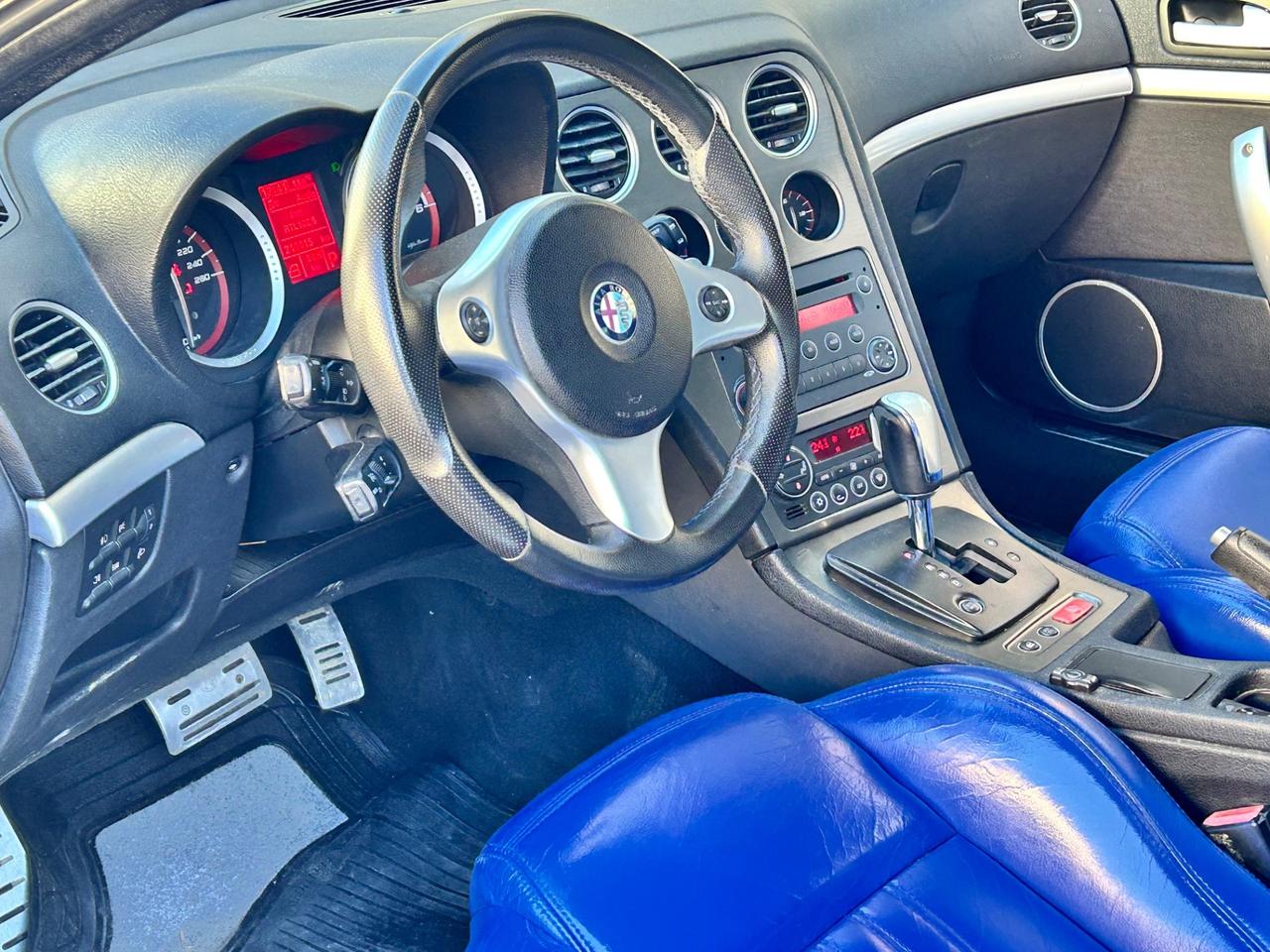 Alfa Romeo Spider 2.4 JTDm 200CV Q-Tronic