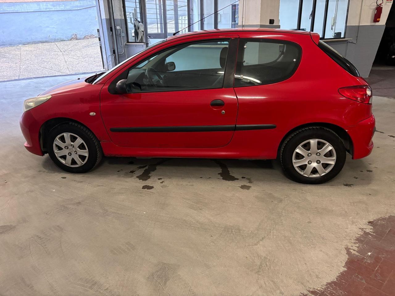 Peugeot 206 PLUS 1.1 - ADATTA A NEOPATENTATI