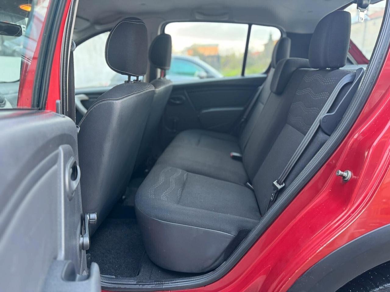 Dacia Sandero Stepway 1.6 GPL 85CV