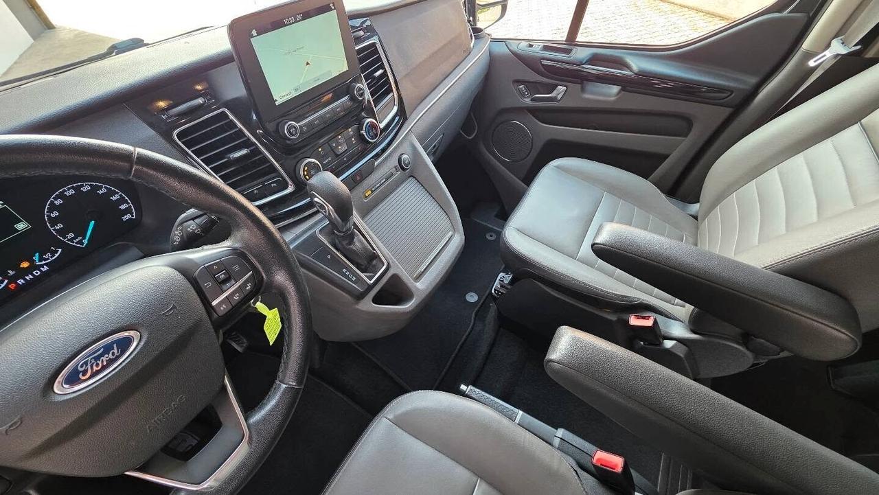 Ford Tourneo Custom TITANIUM PLUS 8 posti 170CV