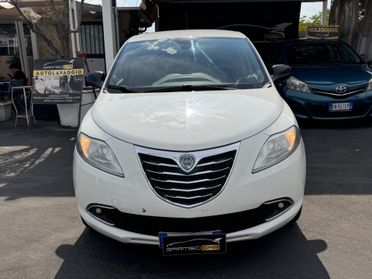 Lancia Ypsilon 0.9 TwinAir 85 CV 5 porte Metano Ecochic Gold