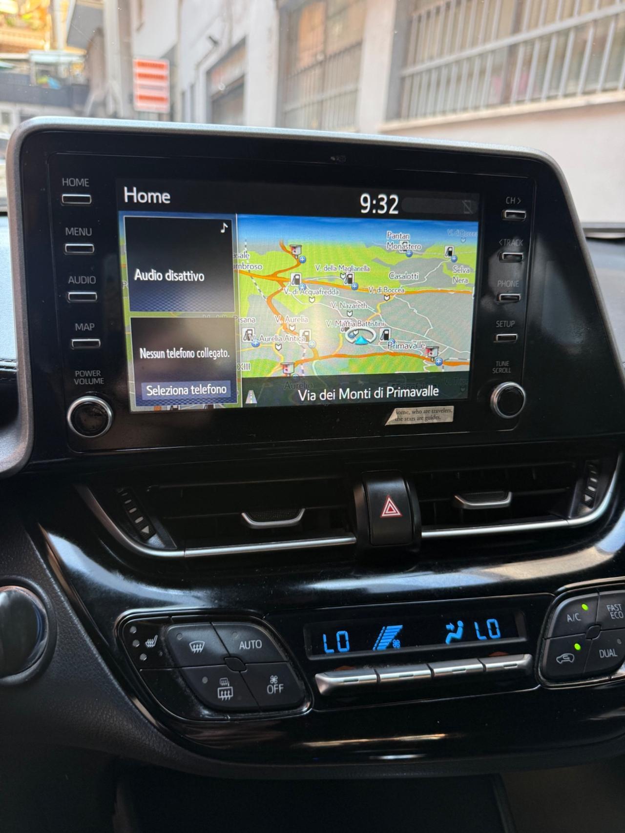 Toyota C-HR 1.8 Hybrid E-CVT Active