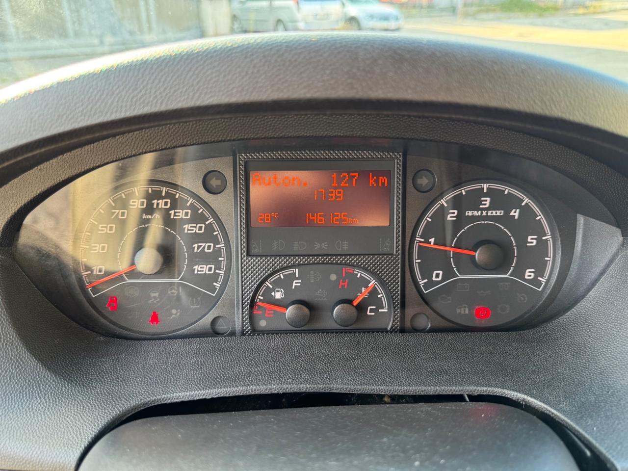 Peugeot Boxer 330 2.2 BlueHDi 140 S&S PM-TM Furgone