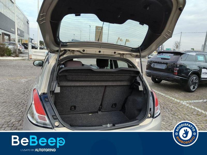 Lancia Ypsilon 1.2 8V PLATINUM 69CV