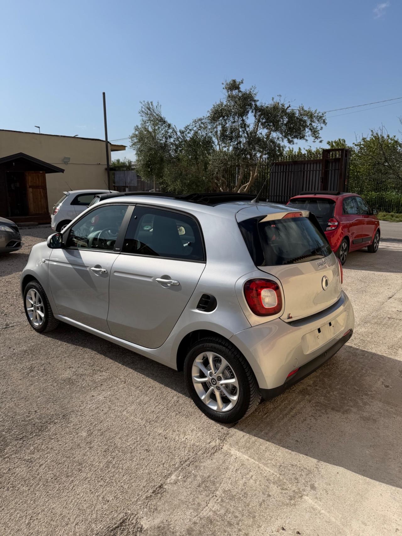 Smart ForFour 70 1.0 Passion