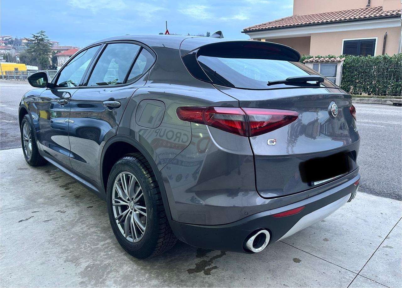 Alfa Romeo Stelvio 2.2 Turbodiesel 190 CV AT8 Q4 Business