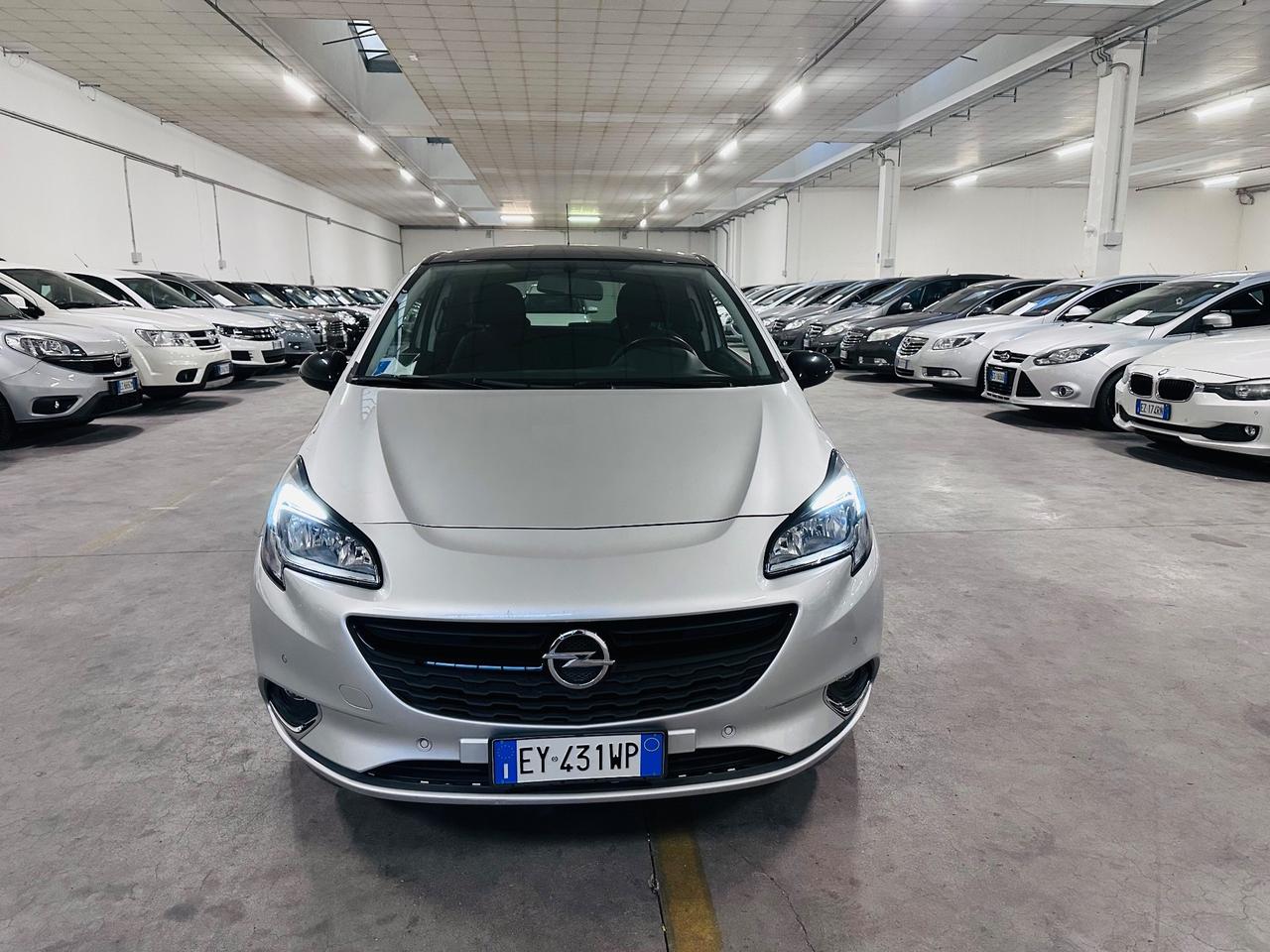 Opel Corsa 1.2 Coupé b-Color
