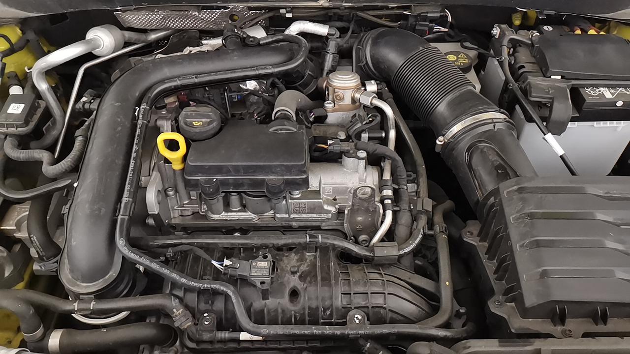 VOLKSWAGEN Nuova T-Cross R-Line 1.0 TSI 85 kW (115 CV) Manuale