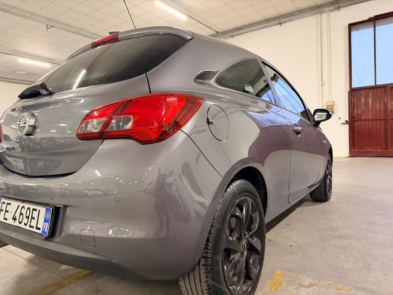 Opel Corsa 1.4 90CV GPL Tech Coupé b-Color