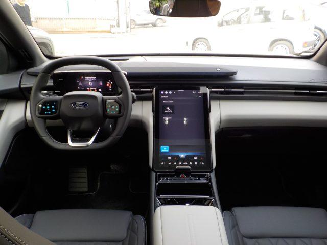 FORD Explorer -E Standard Range Explorer 52 KW/H 170 CV